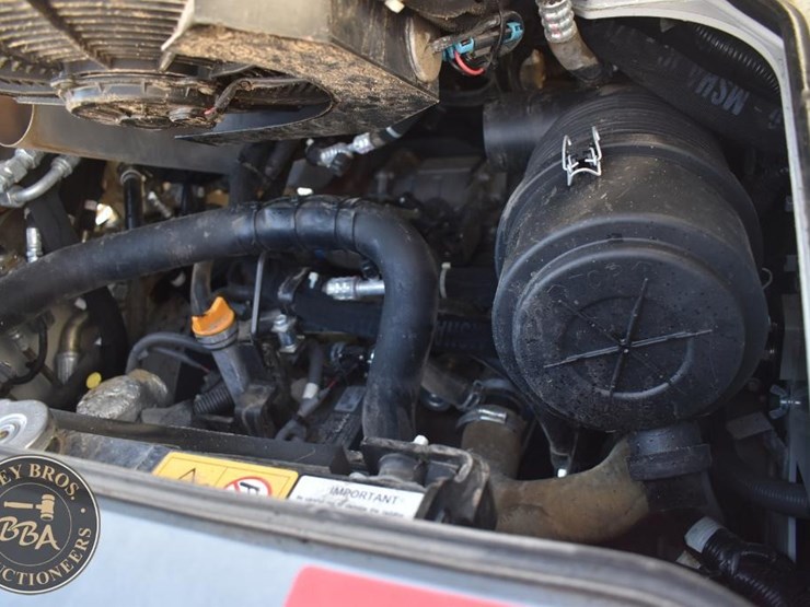 2020-takeuchi-tl8r2-image-31