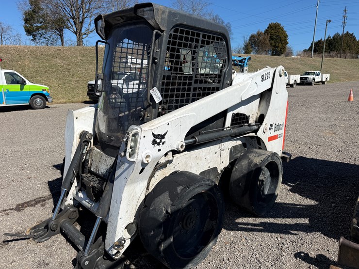 2019-bobcat-s630-image-1