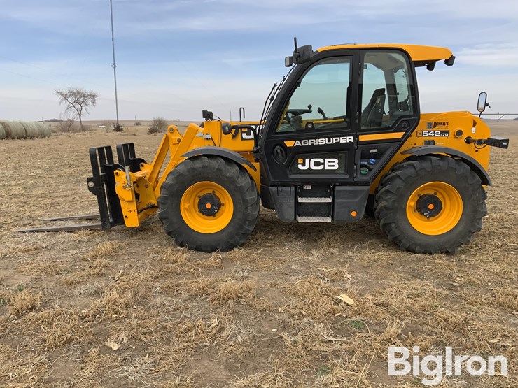 2023-jcb-542-70ags-4x4x4-telehandler-w/fork-attachment-image-8