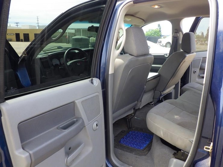 2005-dodge-ram-1500-image-7