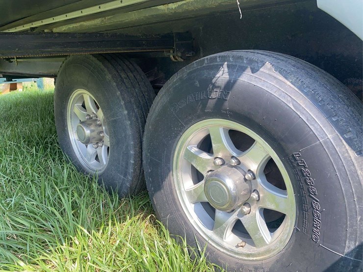 2011-heartland-big-country-3595re-image-44