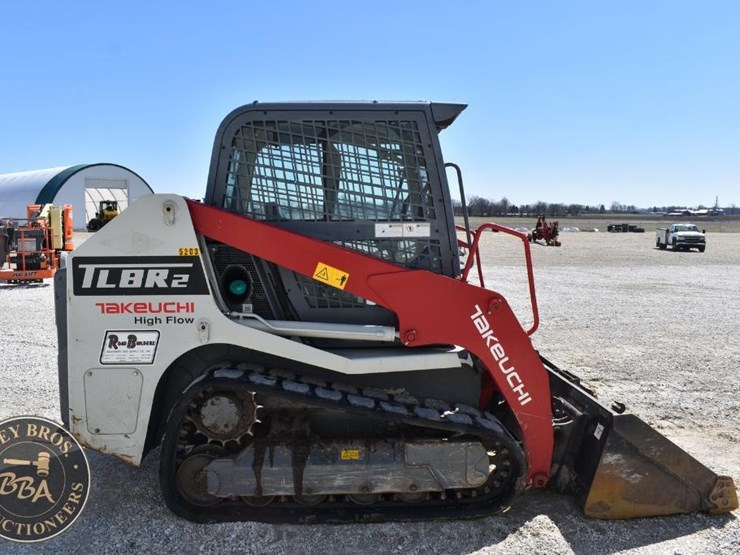 2020-takeuchi-tl8r2-image-13