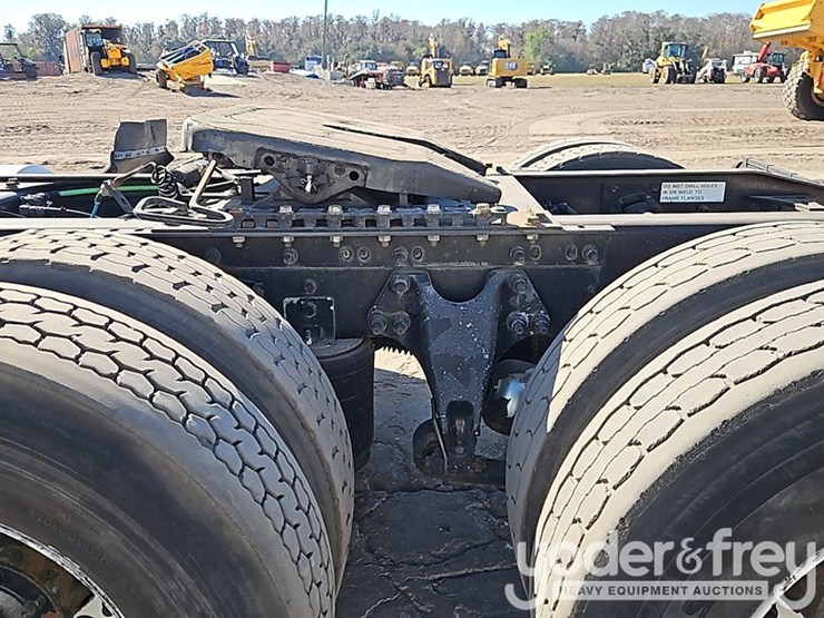 2018-international-lt-image-18