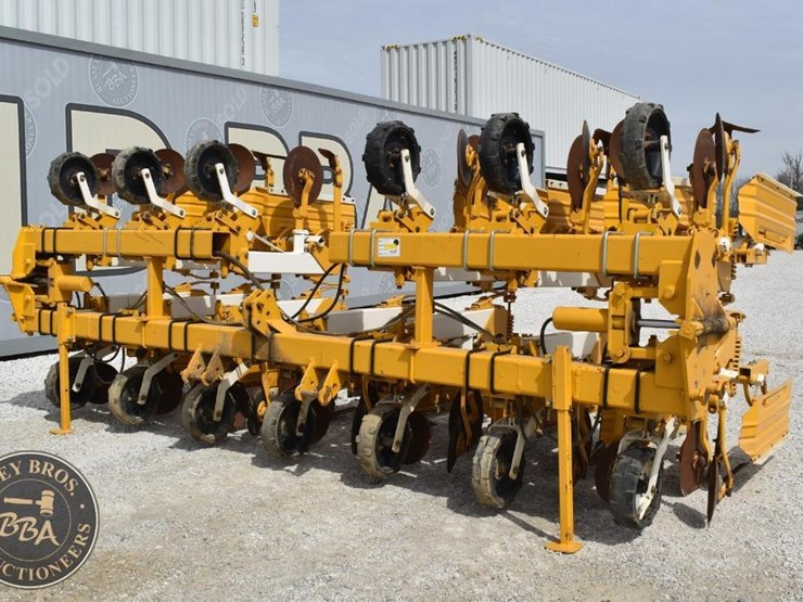 buffalo-6400-image-3