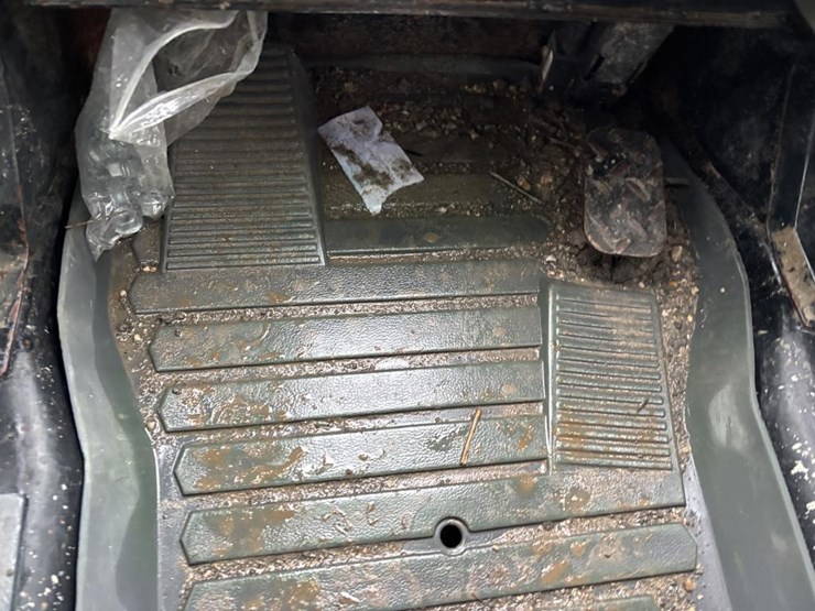 2021-caterpillar-259d3-image-31