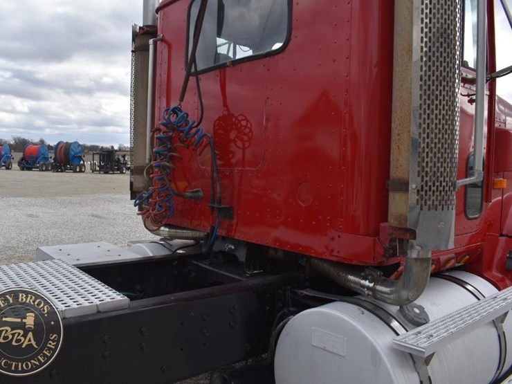 1992-international-9400-image-30