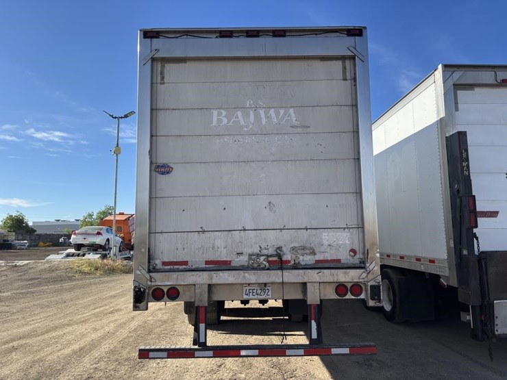 2000-utility-vs2r-image-22