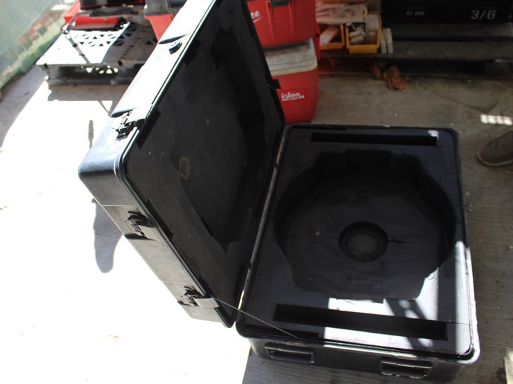 #1073-•-(2)-hard-plastic-cases-image-1