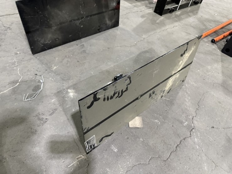 2026-giyi-gy-hmp40-hitch-mounting-plate-image-3