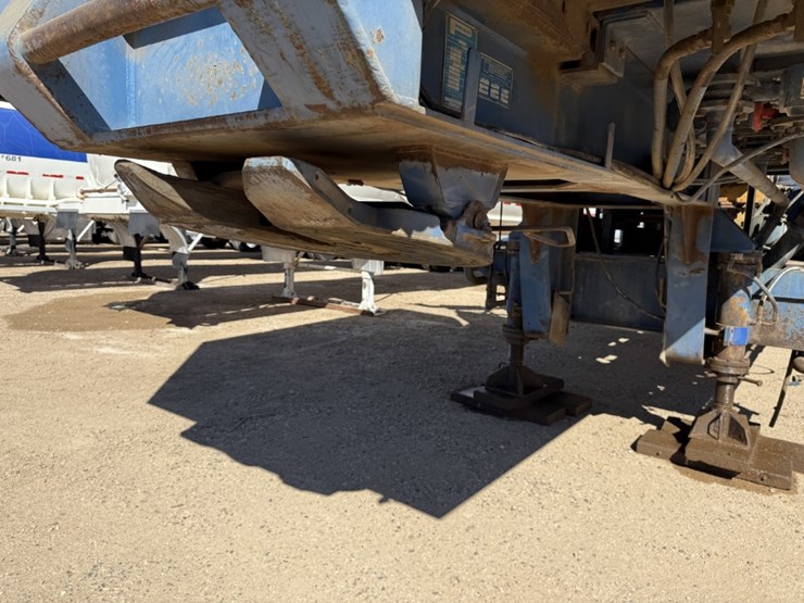 2006-caterpillar-c18-image-44