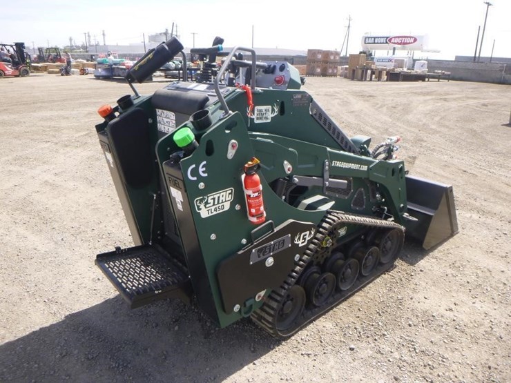 2026-kubota-d1703-image-3