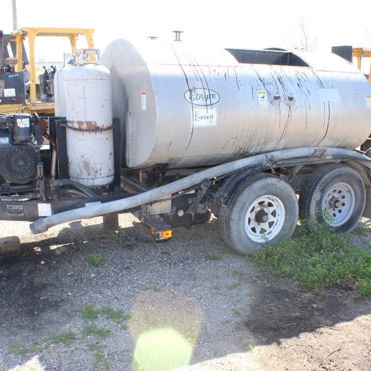 #2619 • 2003 ETNYRE M4849