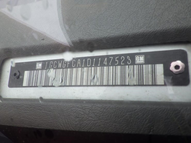 2013-chevrolet-express-2500-image-14