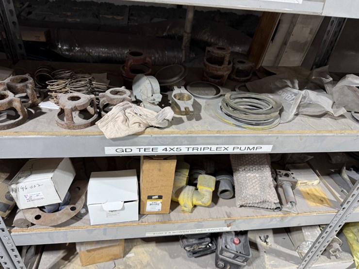 6-shelve-section-of-power-swivel-&-gd-tee-triplex-pump-parts-image-13