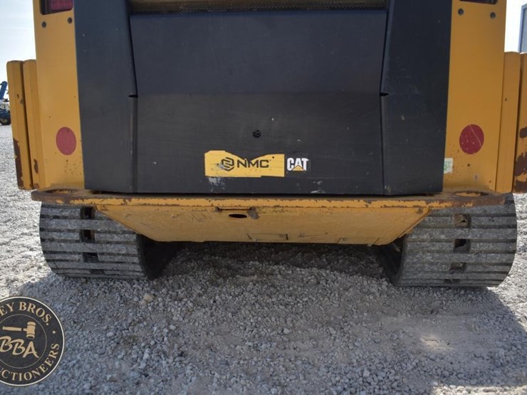 2023-caterpillar-259d3-image-28