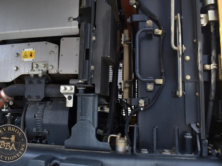 2019-komatsu-wa320-8-image-57