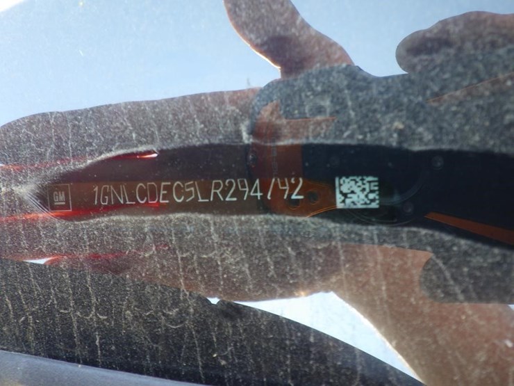 2020-chevrolet-tahoe-image-15