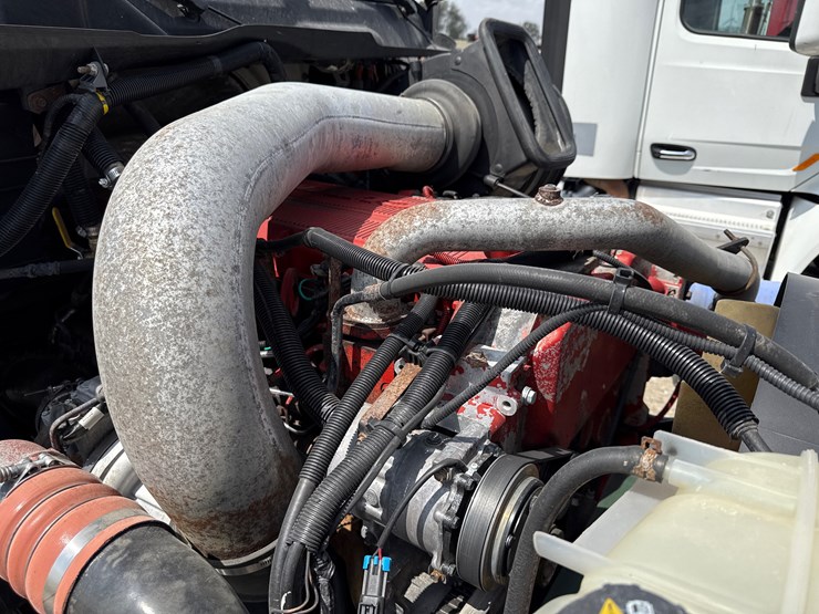 2011-international-prostar-image-69