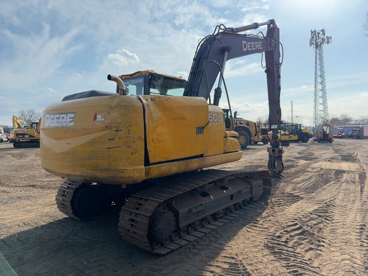 2008-deere-160d-lc-image-5