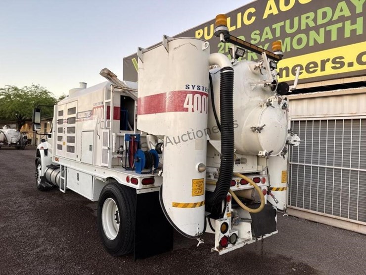 2009-international-durastar-4400-image-9