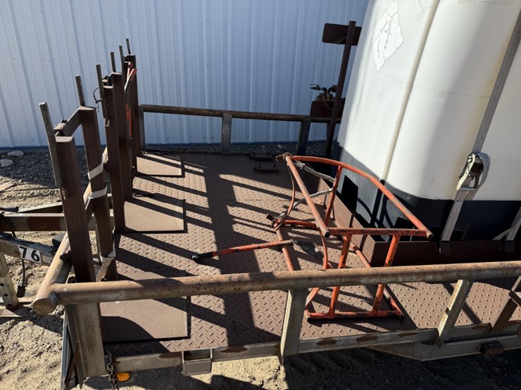 2006-maxey-16'-x-image-8