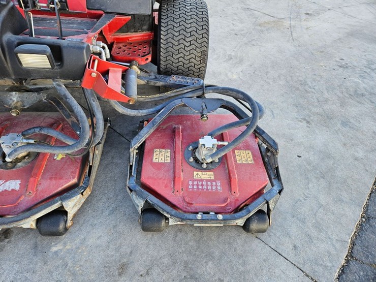 toro-groundsmaster-4000d-image-11