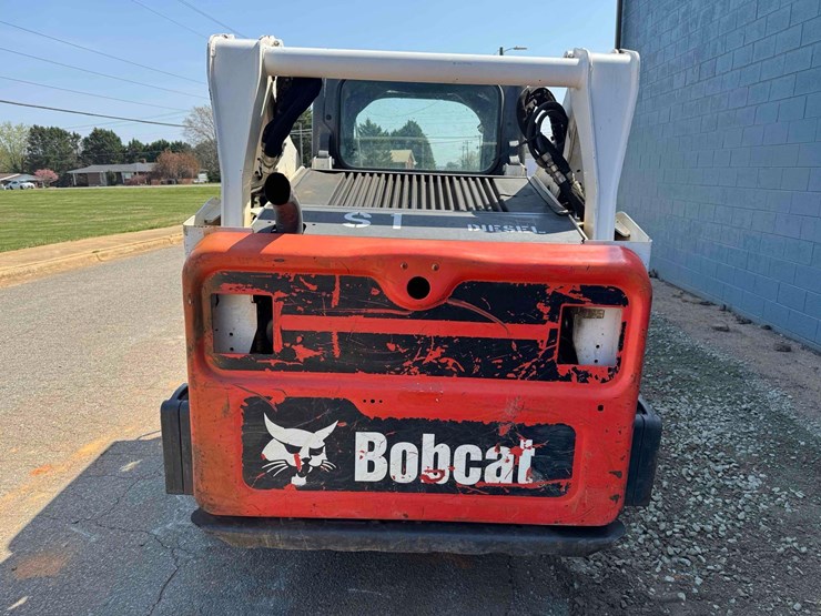 2020-bobcat-t595-image-5