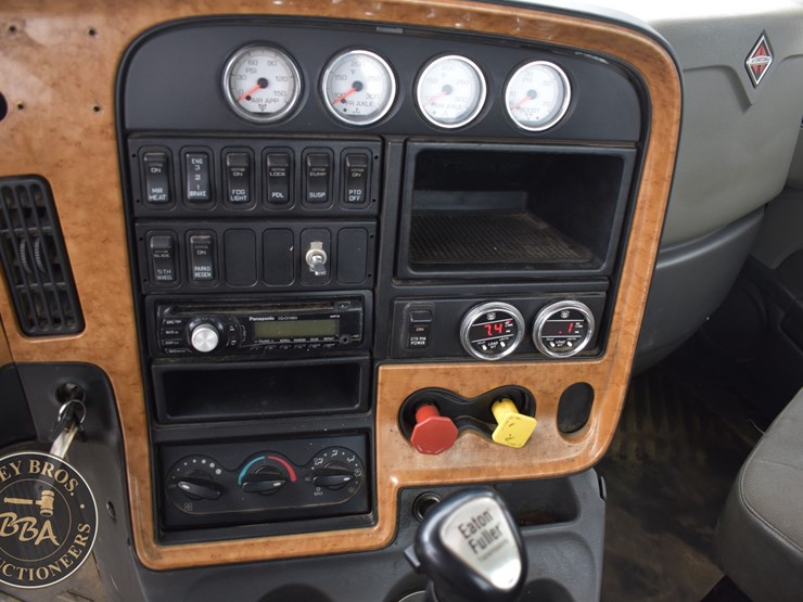 2008-international-prostar-image-47