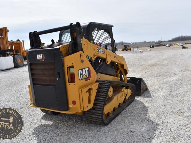 2023-caterpillar-259d3-image-15