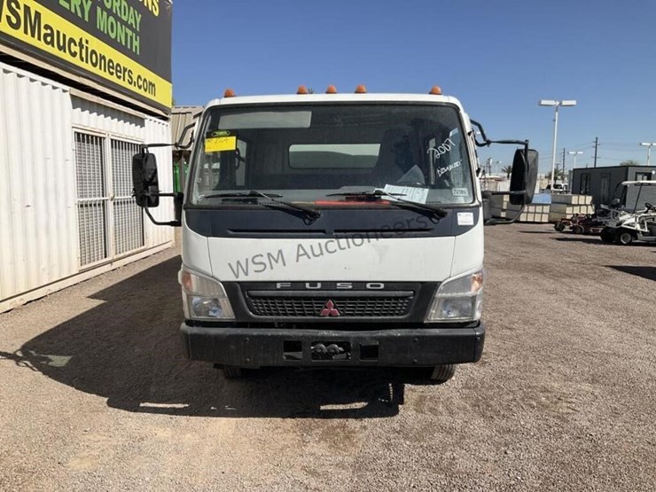 2007-mitsubishi-fuso-fe-image-3