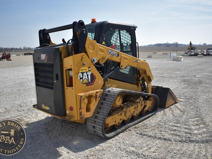 2023-caterpillar-259d3-image-8