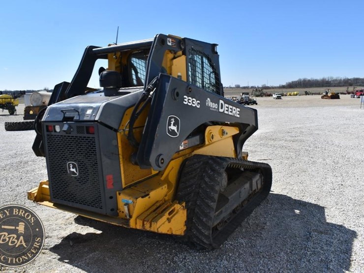 2019-deere-333g-image-24