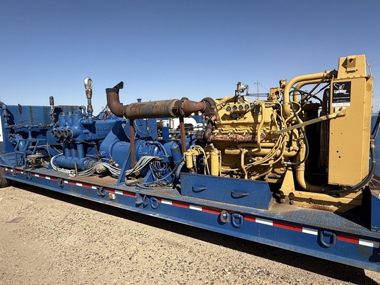 gardner-denver-pa8y-10k-wp-triplex-wel-service-pump-p/b-caterpillar-3408dita-mtd-on-1998-atoka-3-axl-image-2