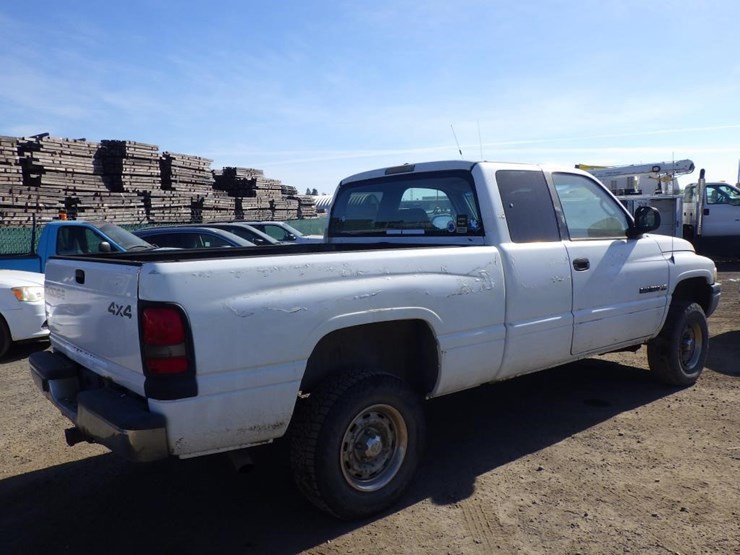 1999-dodge-ram-1500-image-3