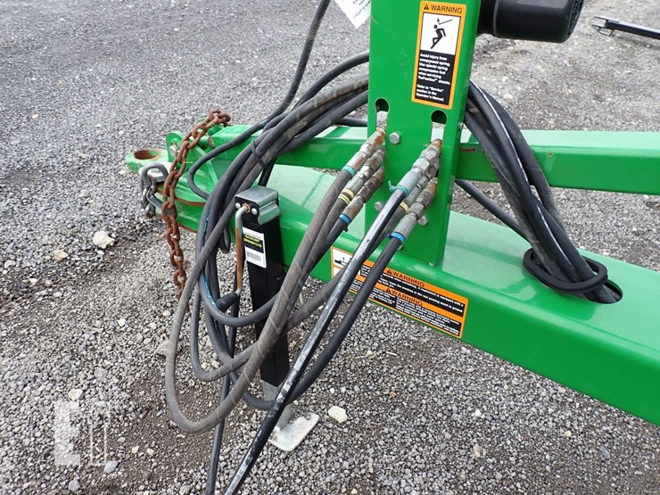 2013-john-deere-2310-image-13