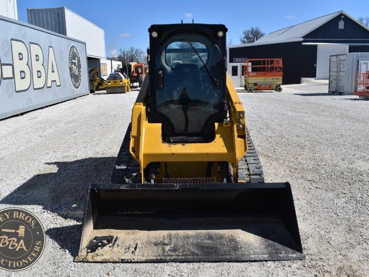 2017-caterpillar-259d-image-7