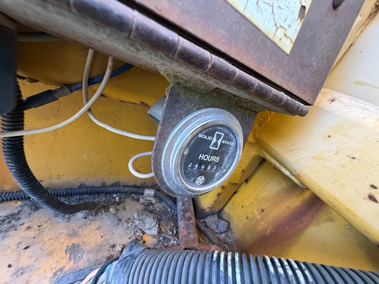 2000-champion-c80a-image-12