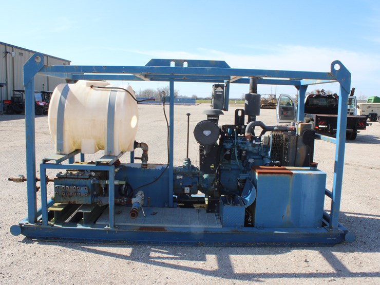 2010-john-deere-2010-image-1