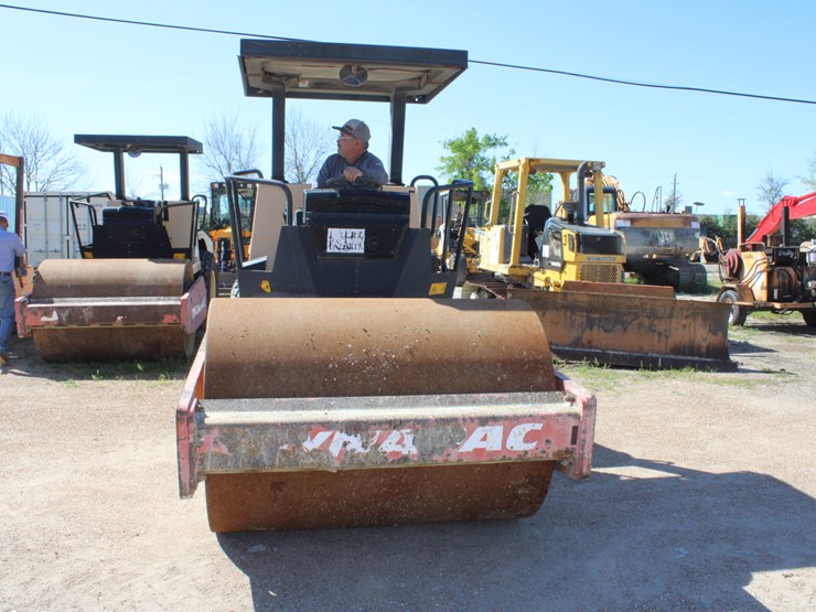 2005-dynapac-ca152d-image-4