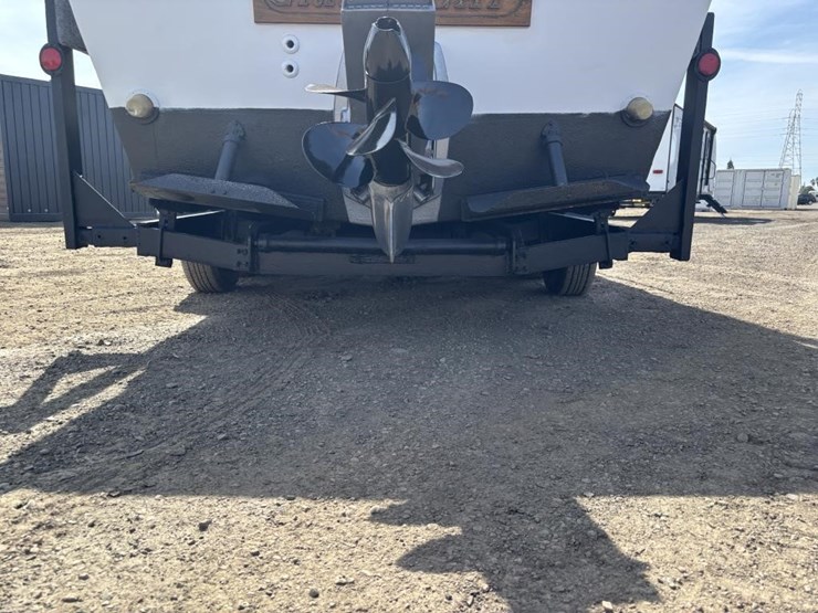 1978-unknown-trailer-image-56