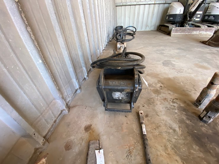 #4001-•-2024-bobcat-nb160-hydraulic-hammer-image-4