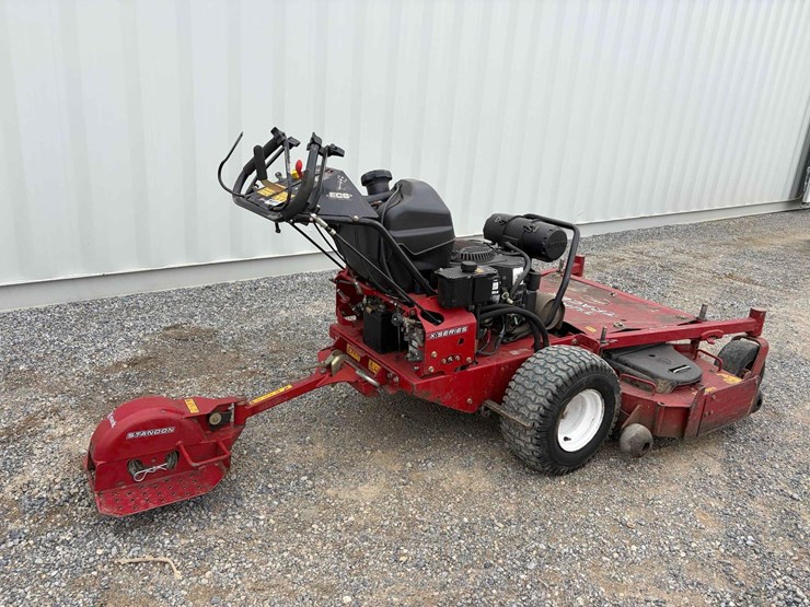 2021-exmark-turf-tracer-image-3