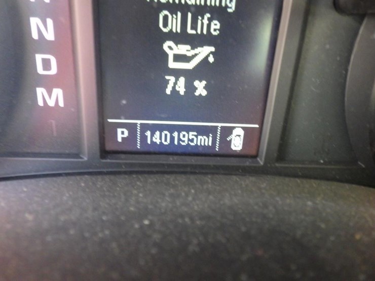 2016-chevrolet-tahoe-image-14