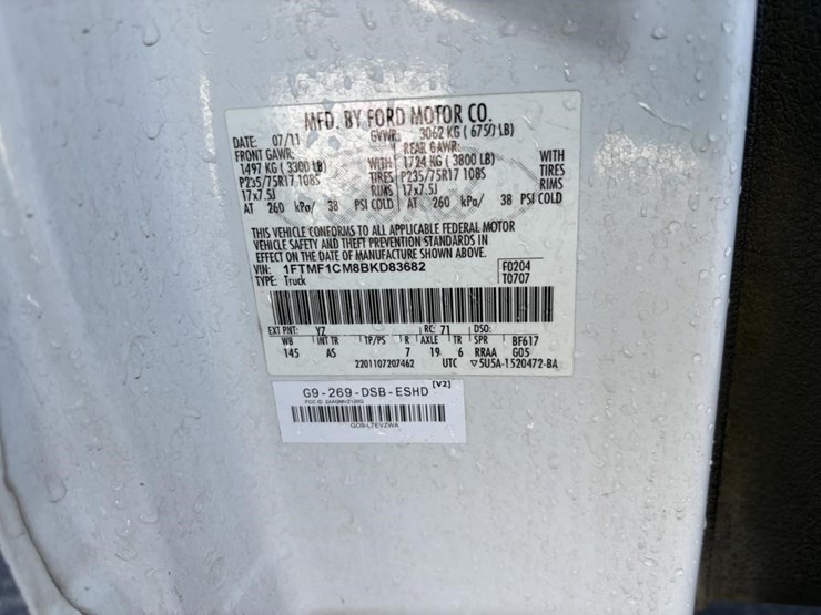 2011-ford-f150-xl-image-17