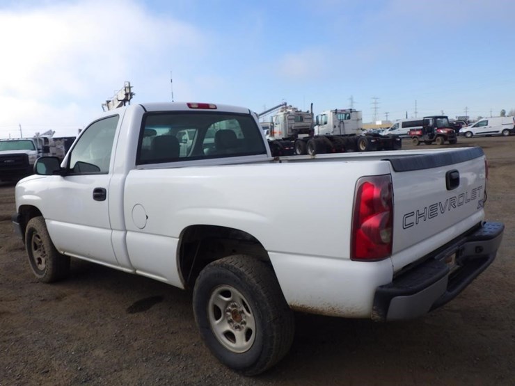 2003-chevrolet-1500-image-4