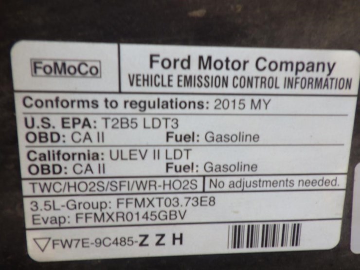 2015-ford-explorer-image-12