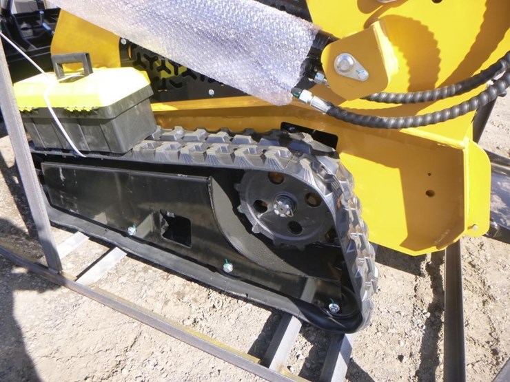 2026-agt-mx-mrt14-skid-steer-track-loader-image-18