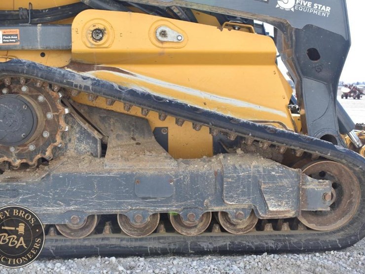 2023-deere-333g-image-52