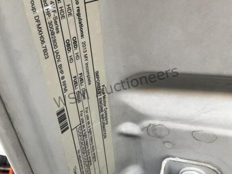 2013-ford-f550-image-15