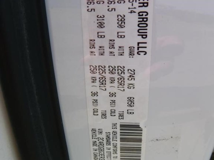 2014-dodge-grand-caravan-image-37